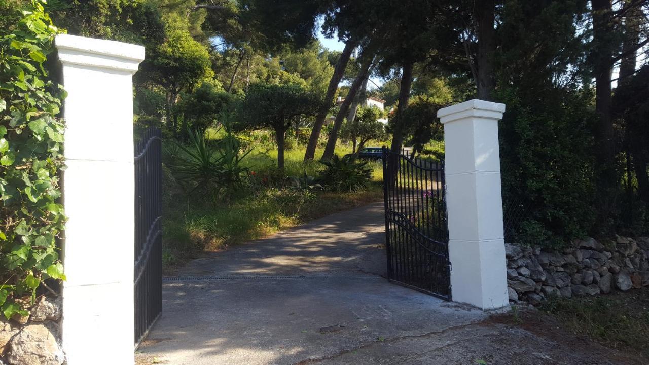 Magnifique "Gite De La Garoupe" Au Cap D'Antibes A 300M Des Plages Exterior foto